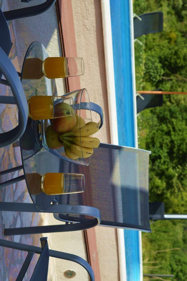 Villa Bubalo Omis Bagian luar foto
